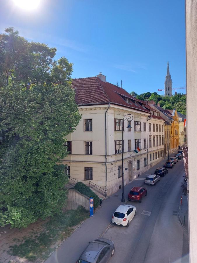Sunny Studio At The Castle Budapest Exterior photo